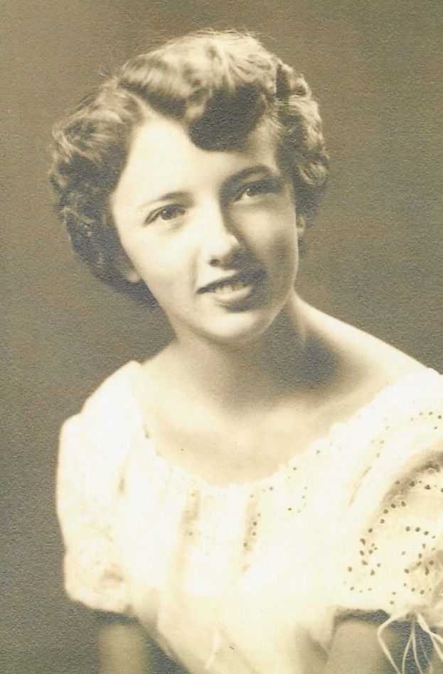 Foglio, Lynn (nee Krothe)